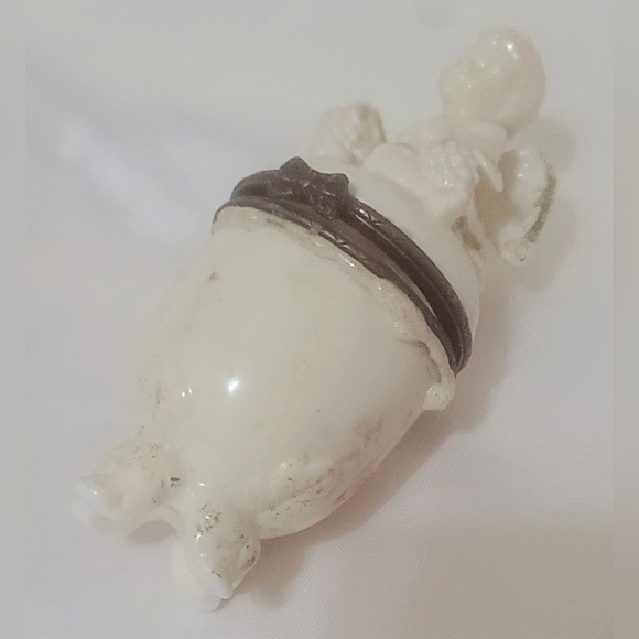 Vintage Midwest of Cannon Falls PHB Cherub Egg - Picture 3 of 12